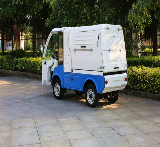生態(tài)守護(hù)者 百色綠色印記中的電動環(huán)衛(wèi)車革新
